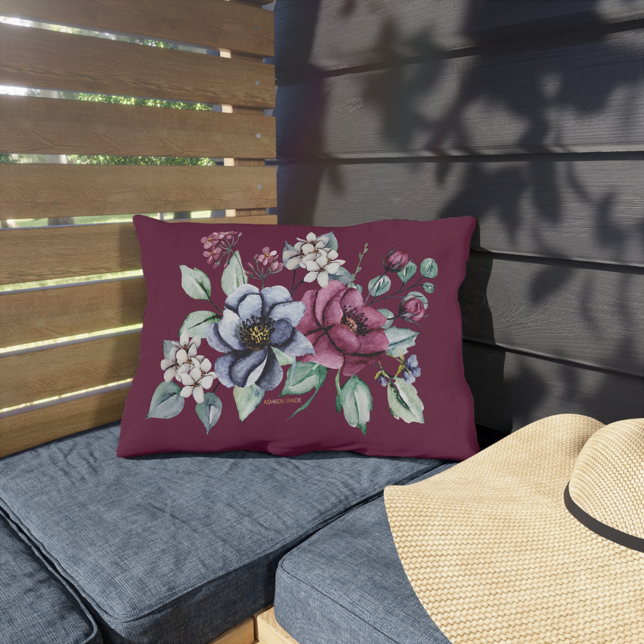Red & Cushion green cushion