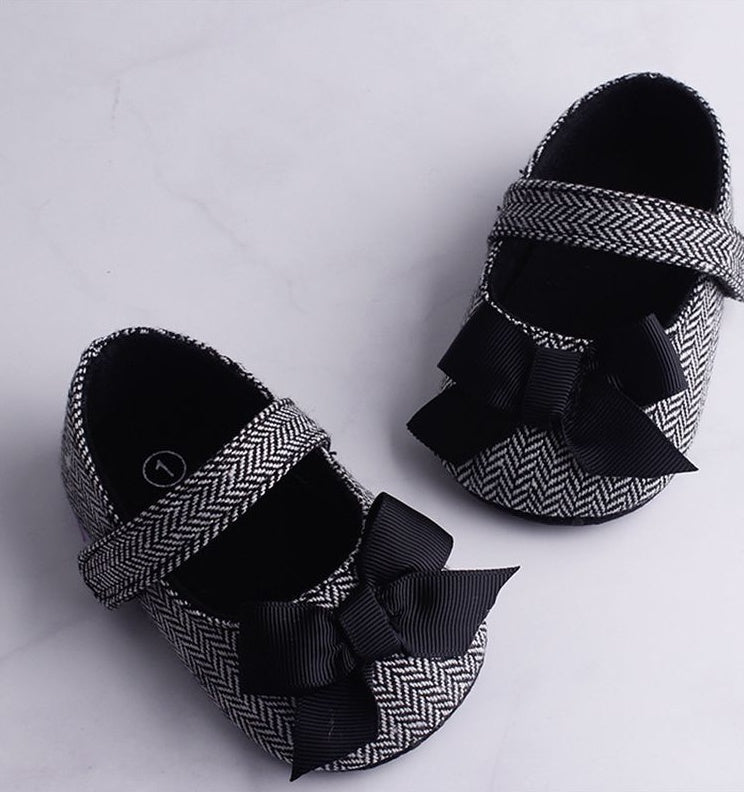 Elegant Shoes for Baby Girl