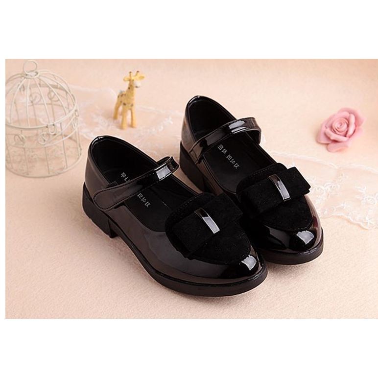 Girls Glossy Leather Princess Shoes