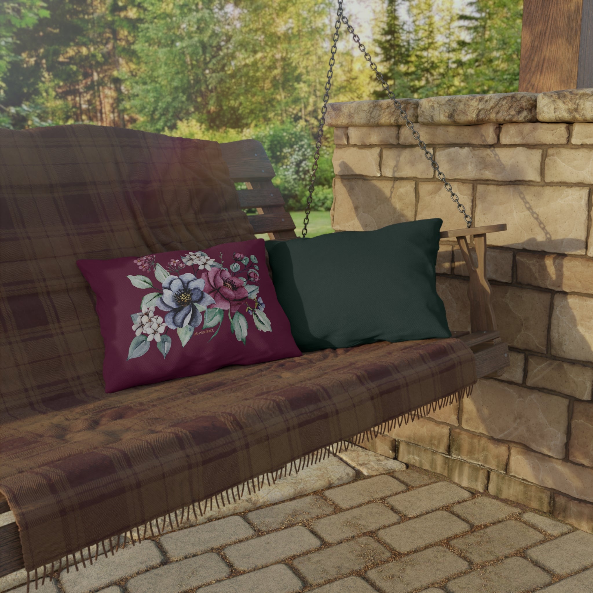Red & Cushion green cushion