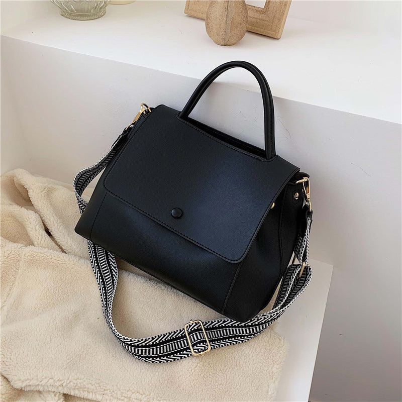 All-match Solid Color Messenger Bag Femal  Casual Retro