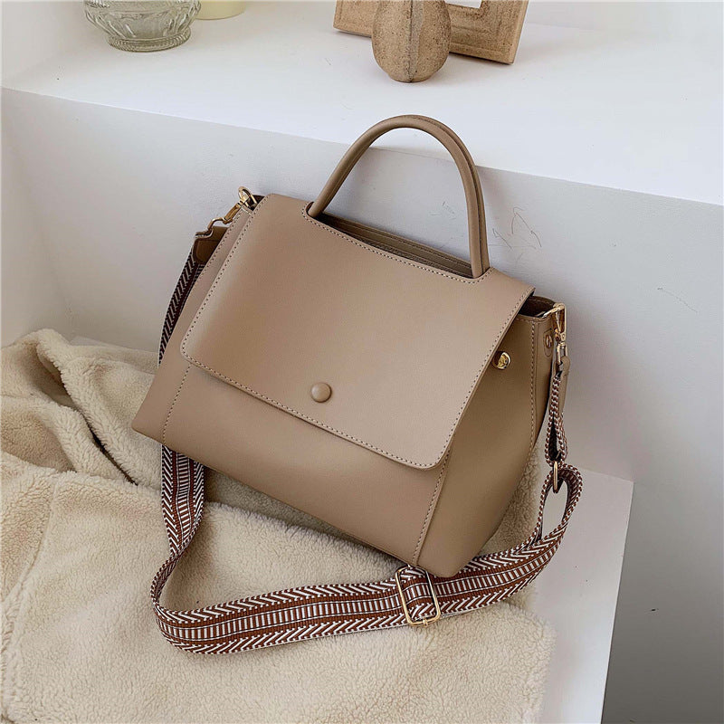 All-match Solid Color Messenger Bag Femal  Casual Retro