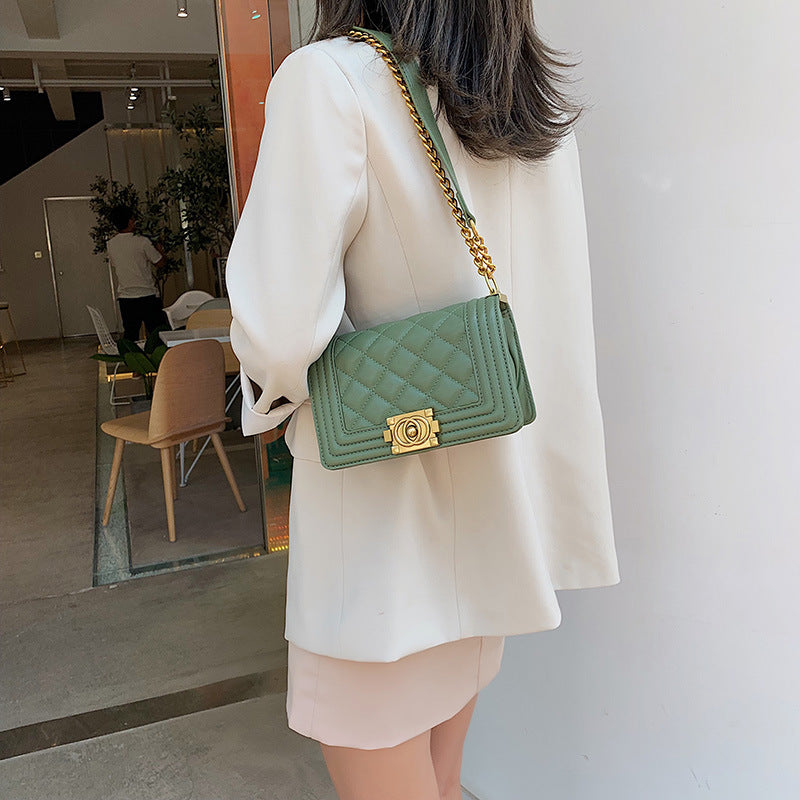 All-match Western Style Chain Messenger Bag