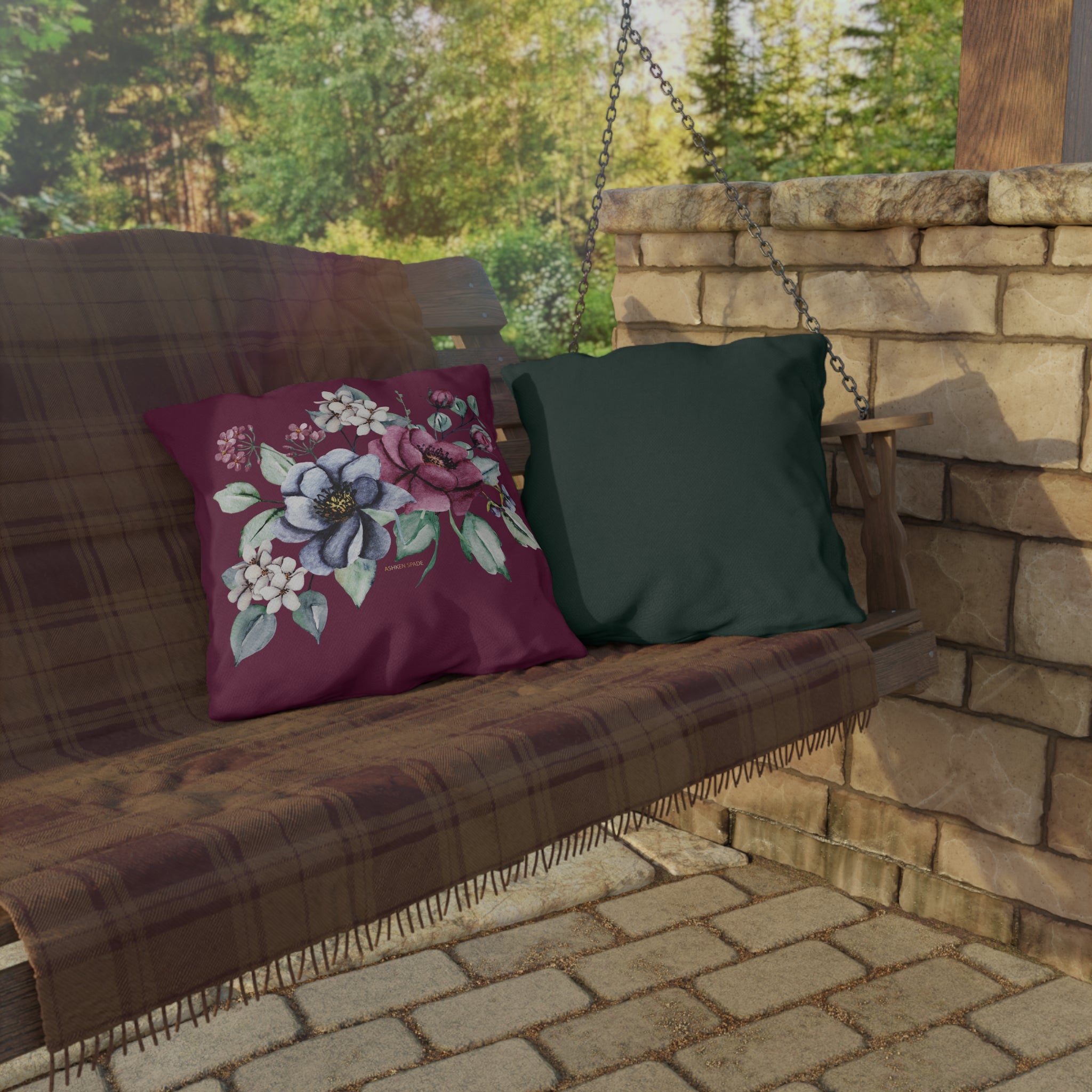 Red & Cushion green cushion